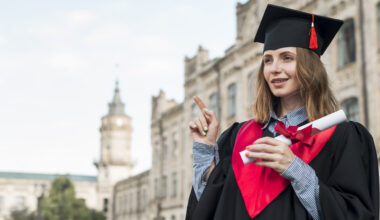 Latest Scholarship in Toronto 2025–2026